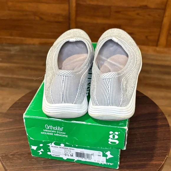 Grasshoppers Silver Glitter Slip-On Flats - Picture 6 of 9